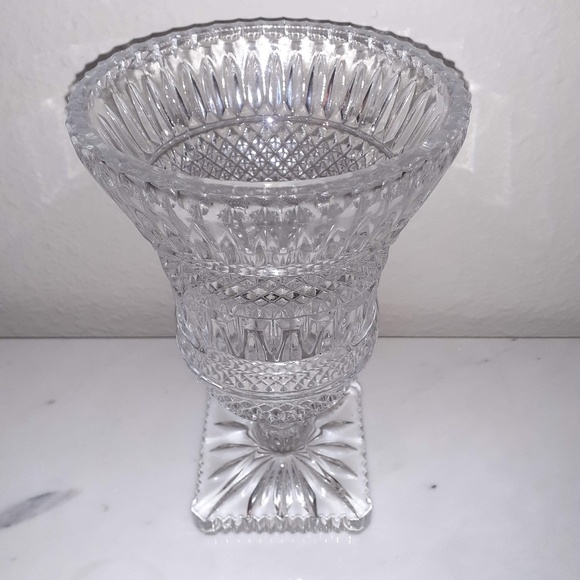 Other - Vintage Mid-Century Medici Shaped Crystal Pedestal Vase